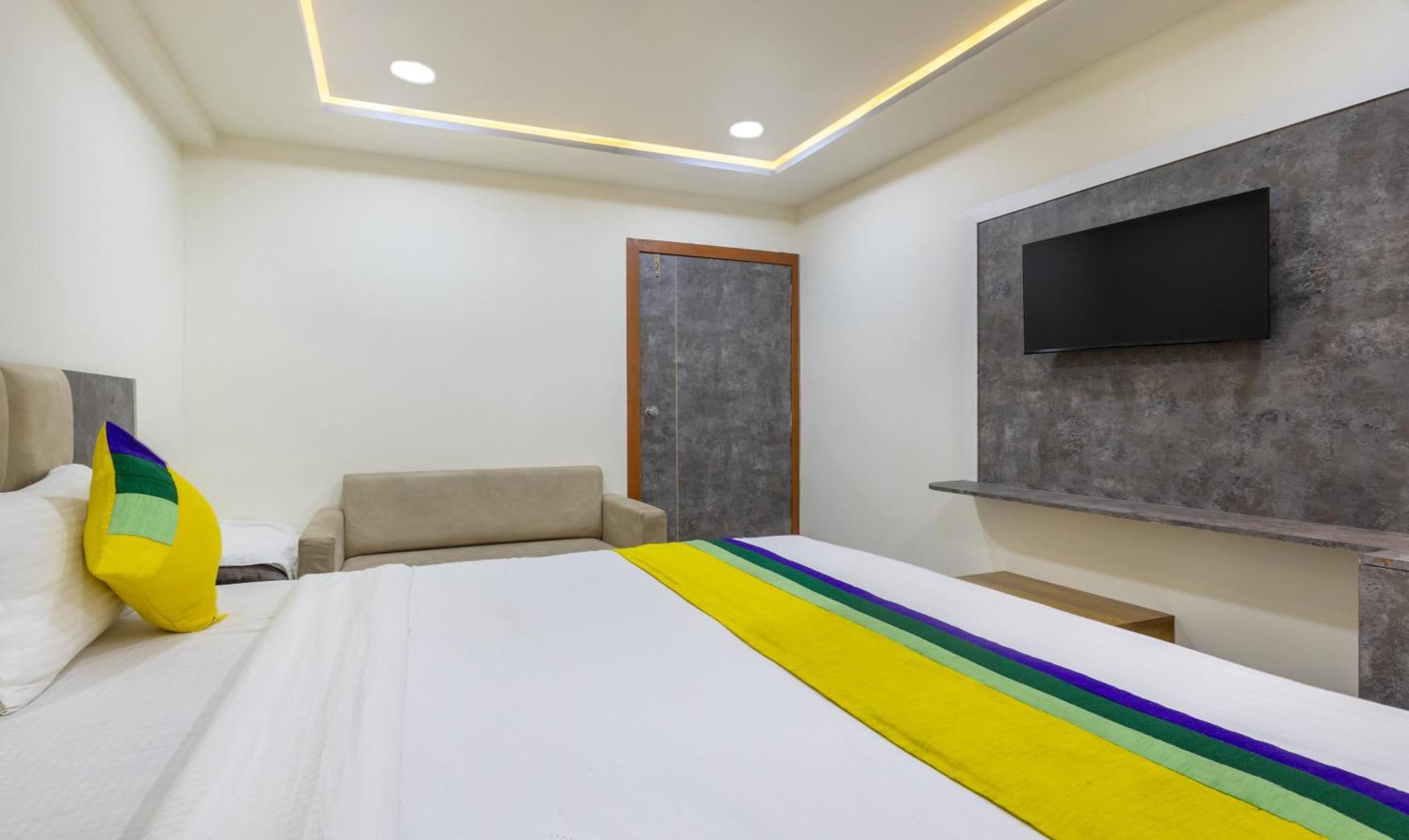 Itsy Hotels Signature, Nehru Nagar Ахмедабад Экстерьер фото